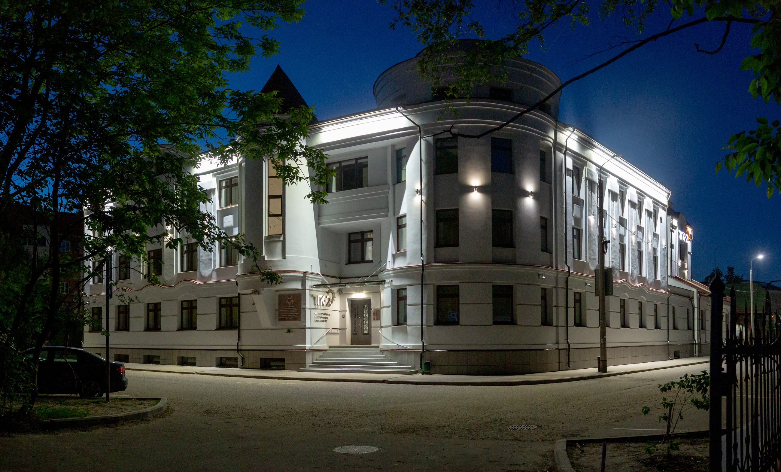 Архитектурное освещение здания офиса ПАО «ТГК2»
