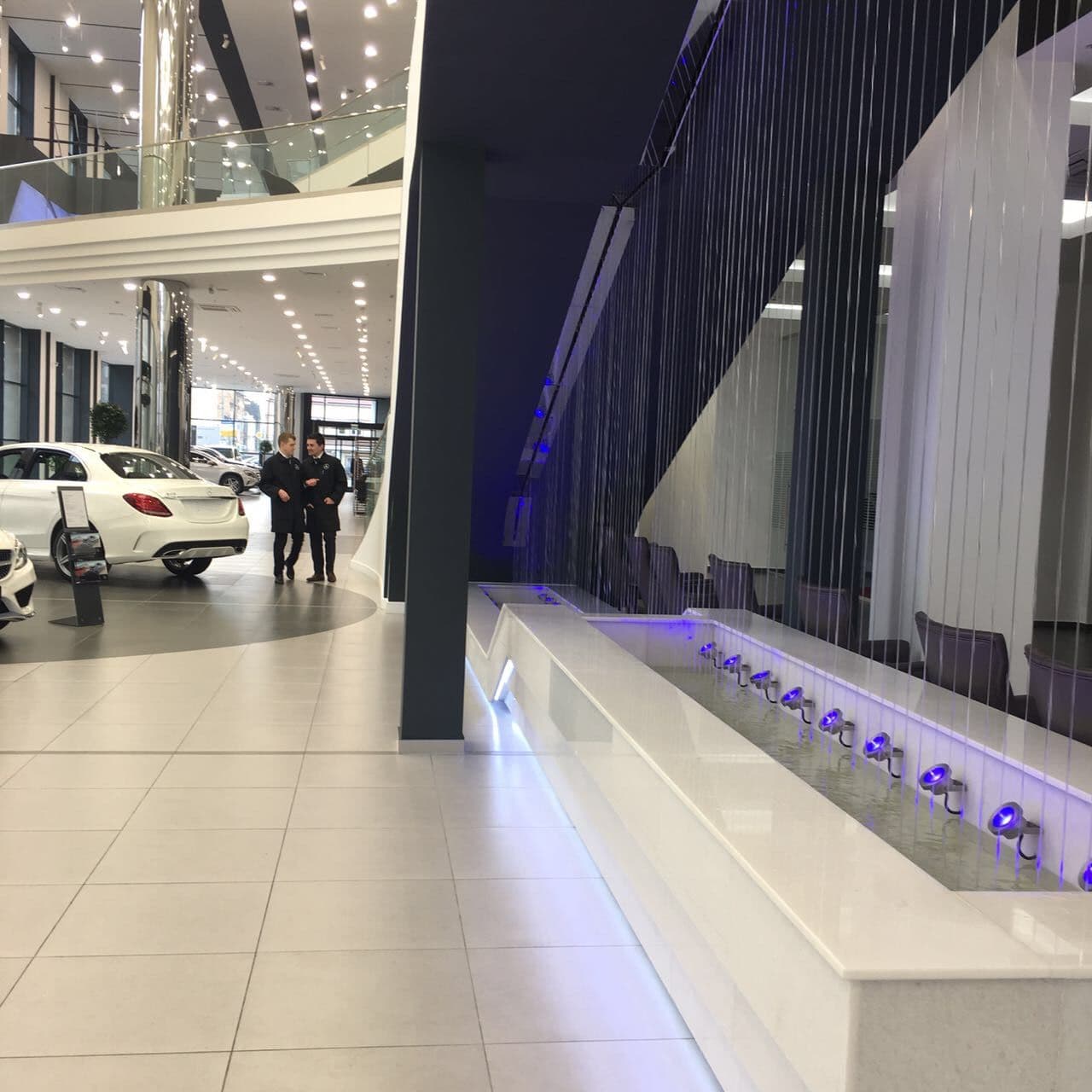 Автосалон Mercedes-Benz МБ КАН АВТО