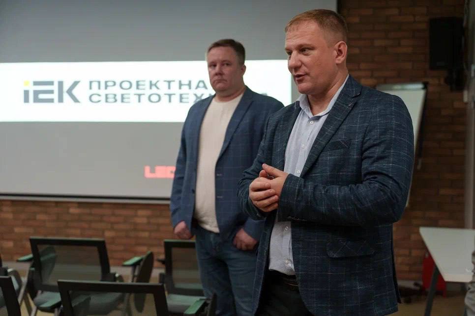 Конференция в Красноярске: «Проектный свет LEDEL и FEREKS»