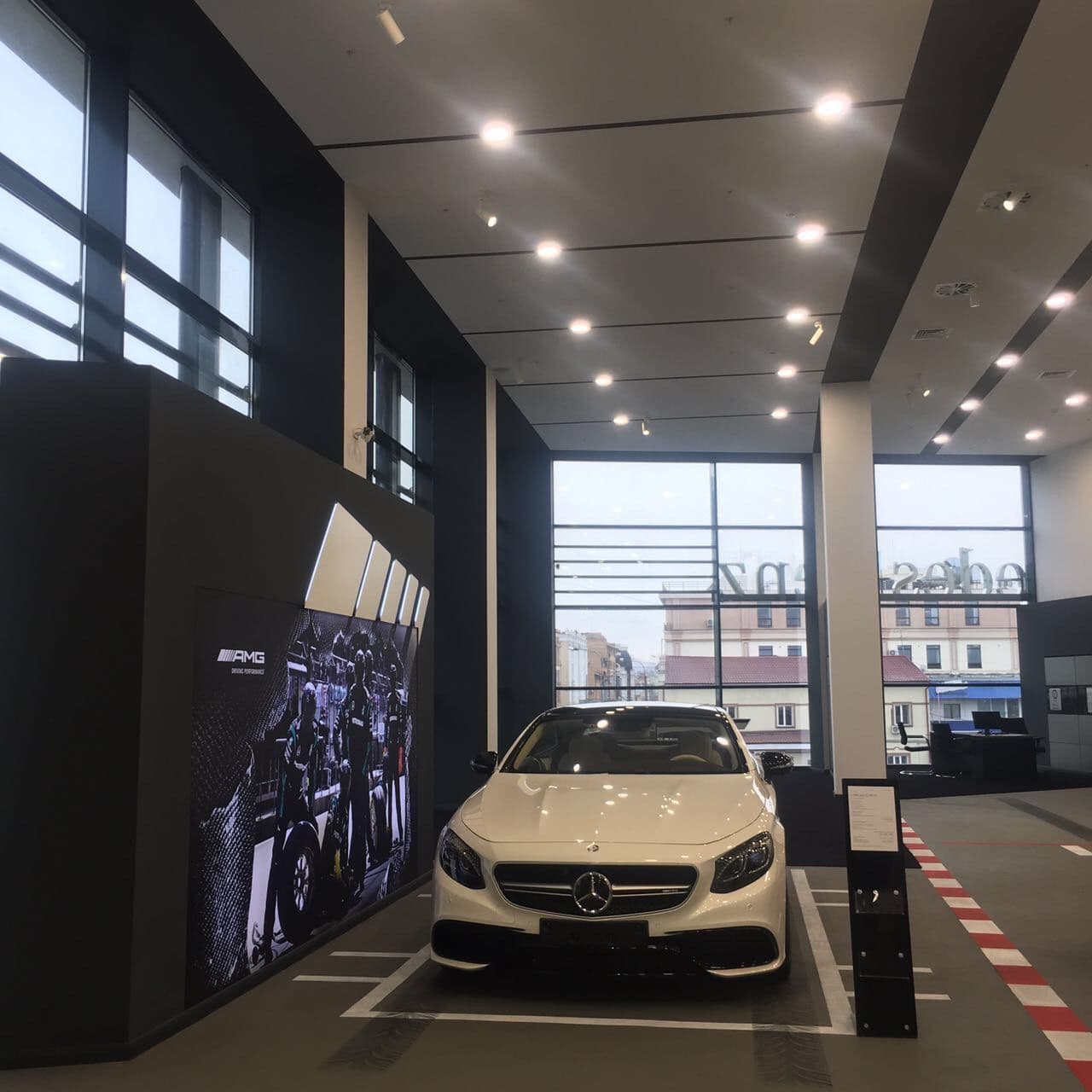 Автосалон Mercedes-Benz МБ КАН АВТО